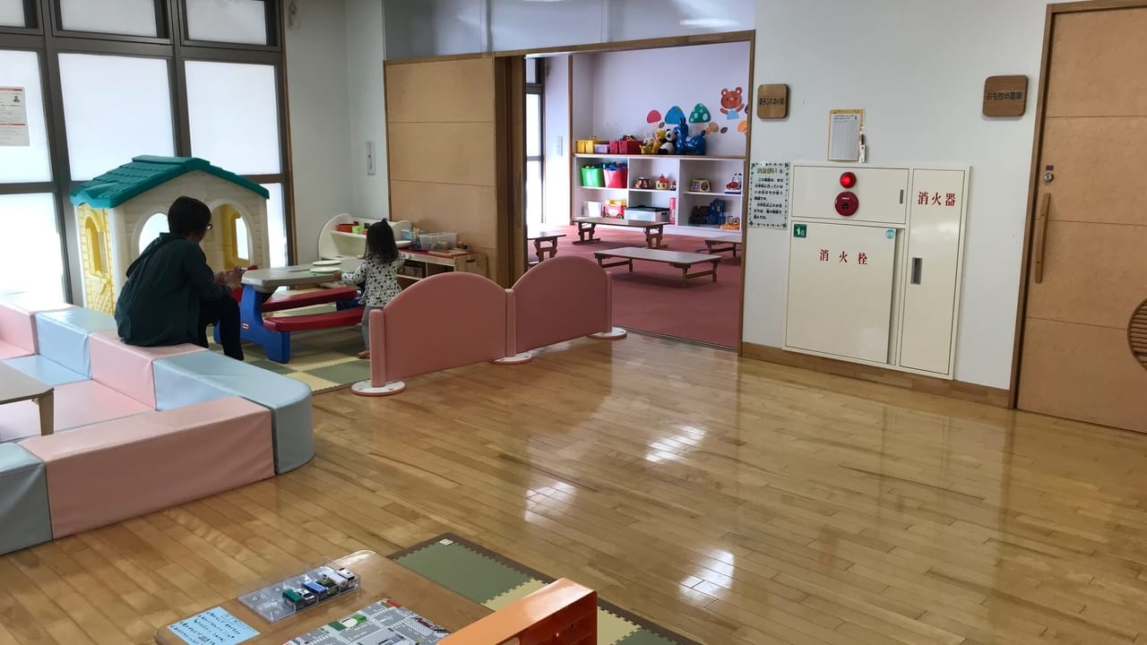 畑寺児童館の幼児室、おままごとスペース
