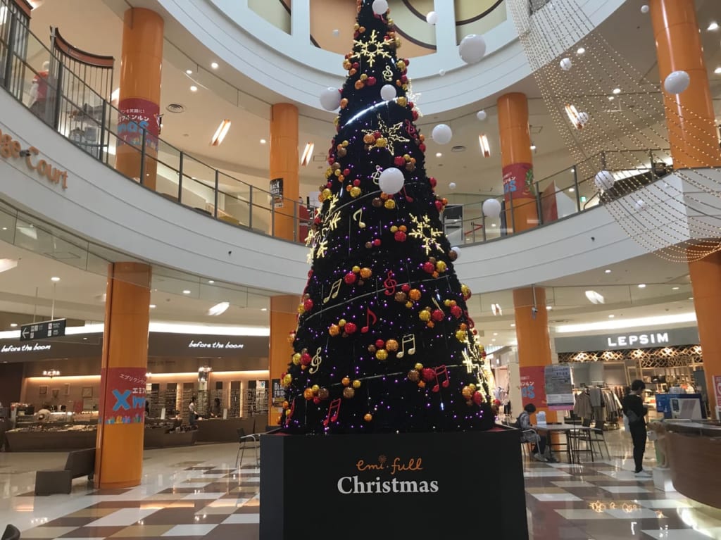 エミフルのクリスマスツリー