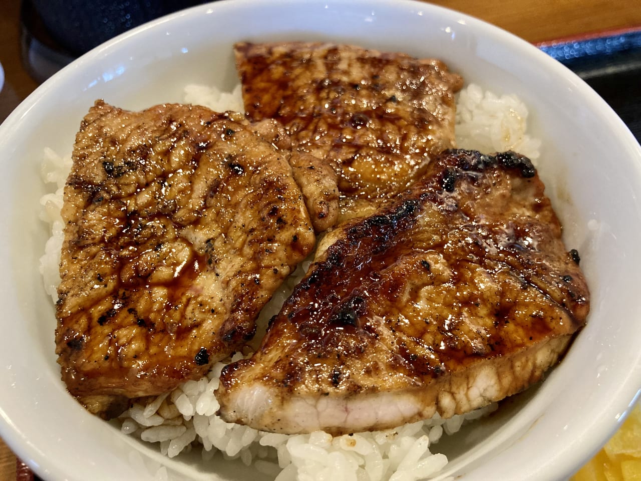 にちょう　豚丼