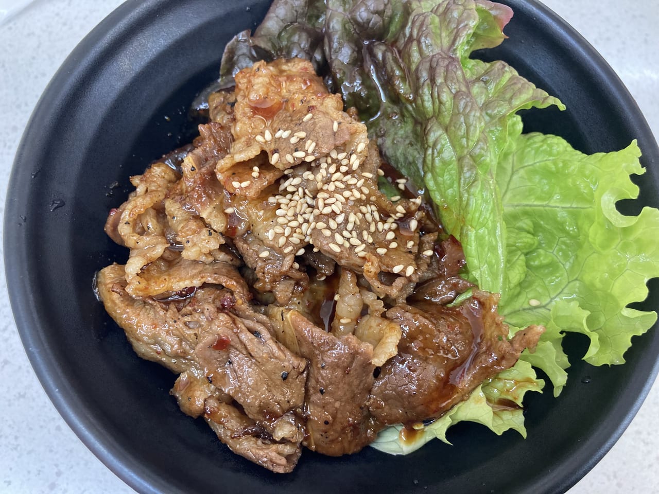 カルビ丼あらた