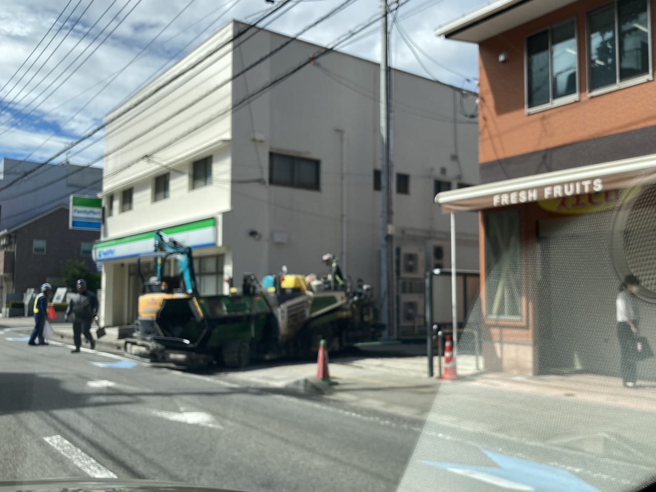 ファミリーマート松山末広店