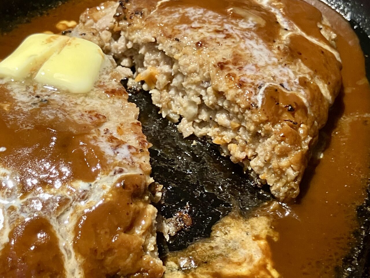 シャーロットボニーハンバーグ
